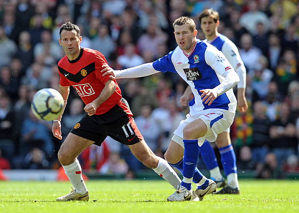 不僅僅倚靠 不僅僅倚靠