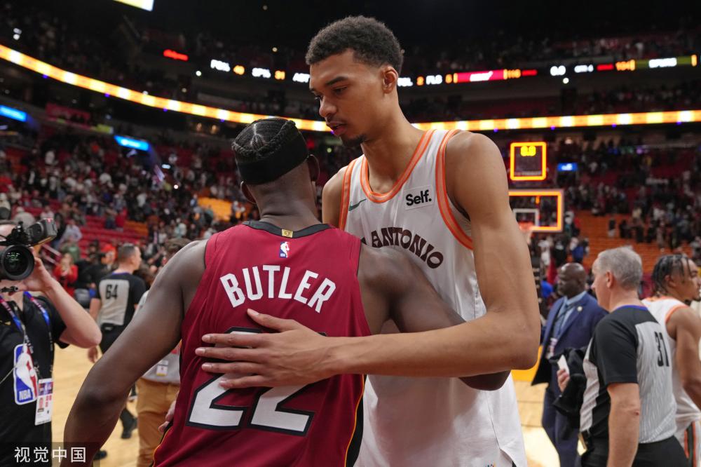 内马尔和苏 内马尔和苏